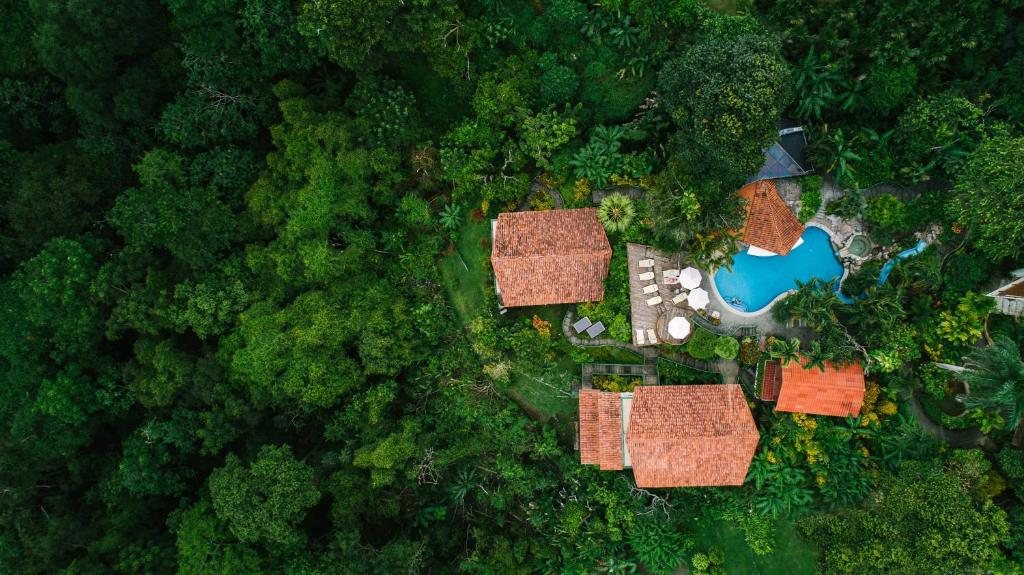 Si Como No Resort & Wildlife Refuge