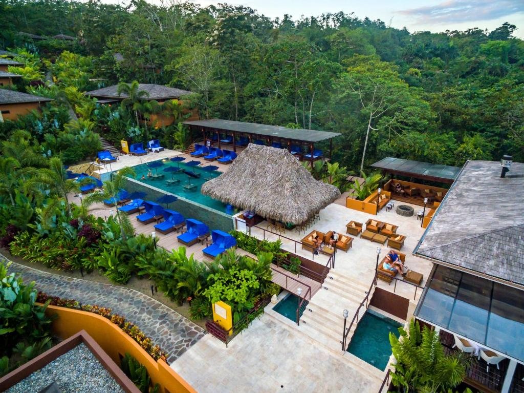 Nayara Springs