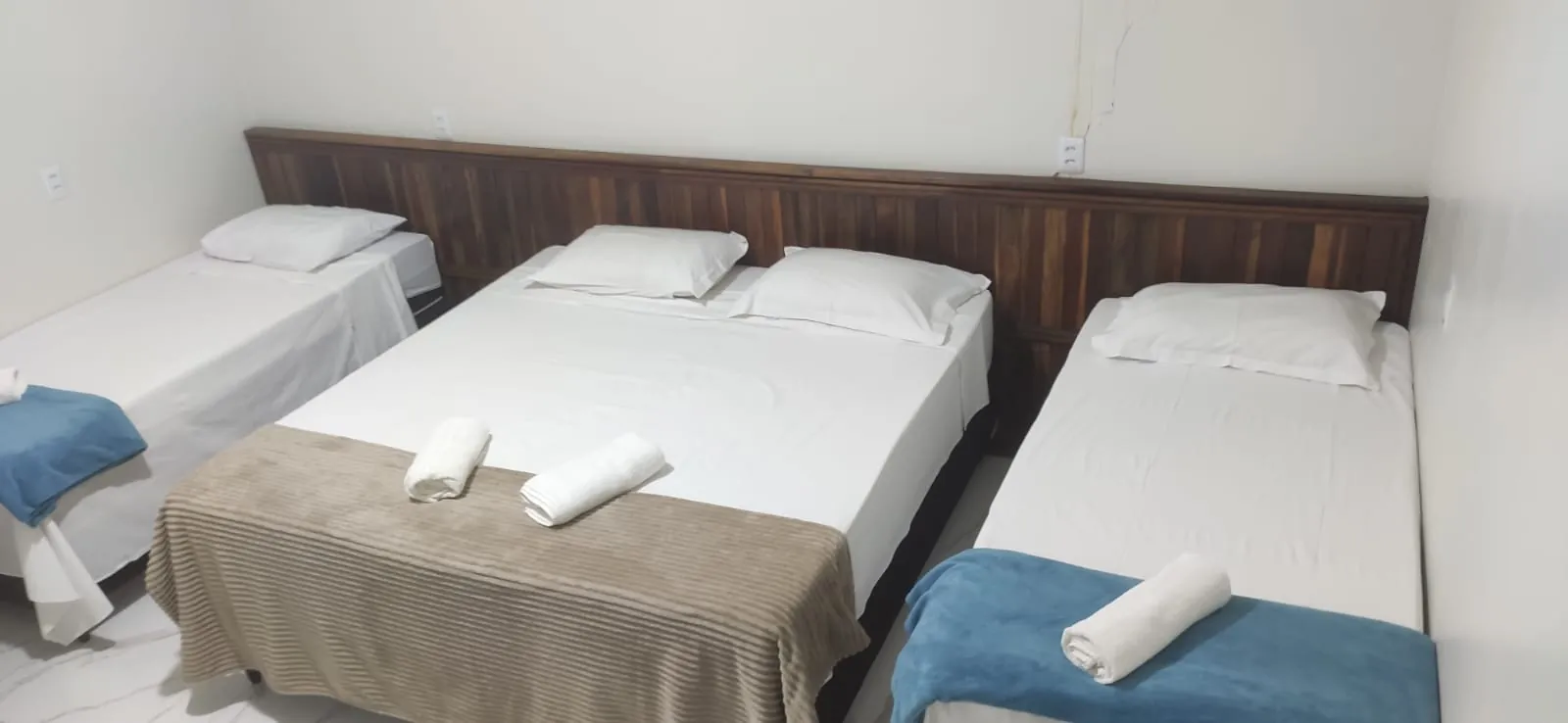 Private air-conditioned room on the expedition route