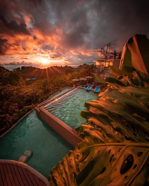 Gaia Hotel & Reserve - Adults Only