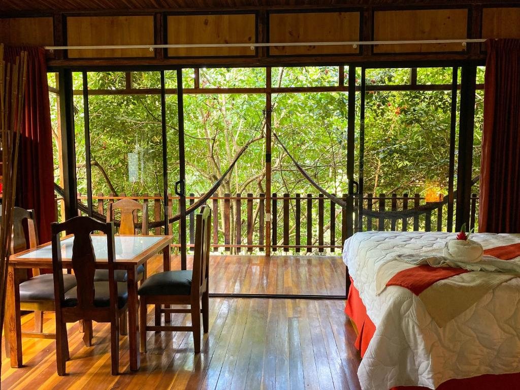 Hotel Heliconias Nature Inn & Hot Springs — Deluxe Bungalow - 2 Queen Beds
