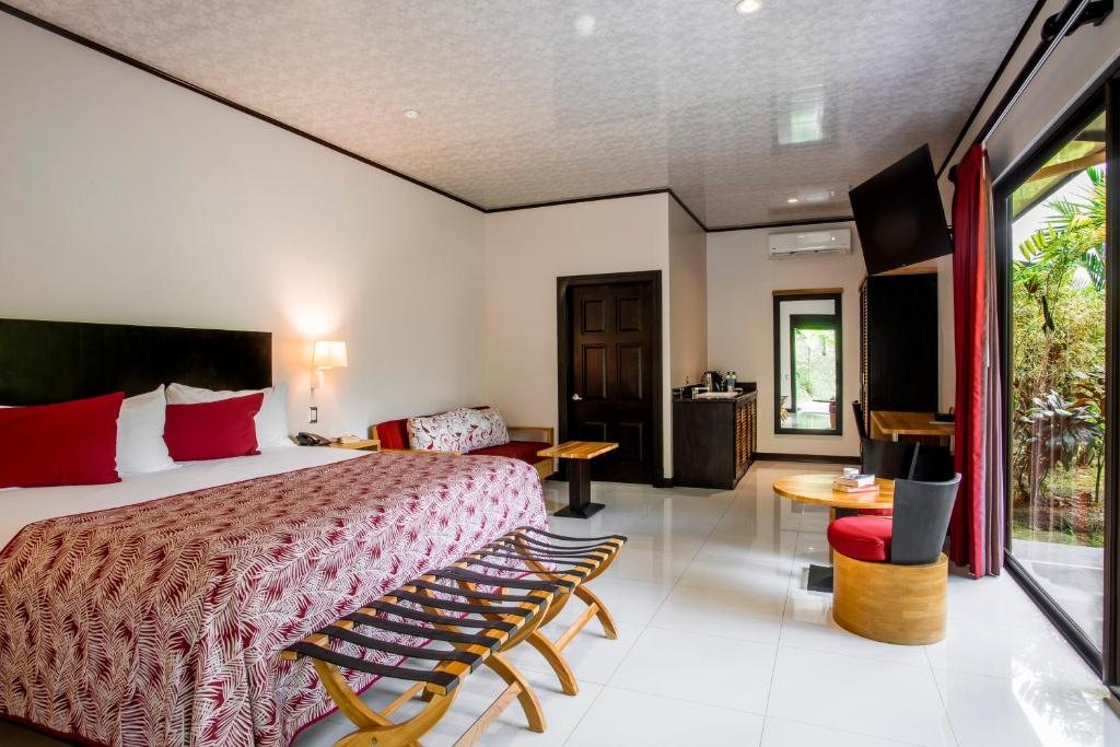 Arenal Manoa Hot Springs Resort — Premium Room (1 king bed)