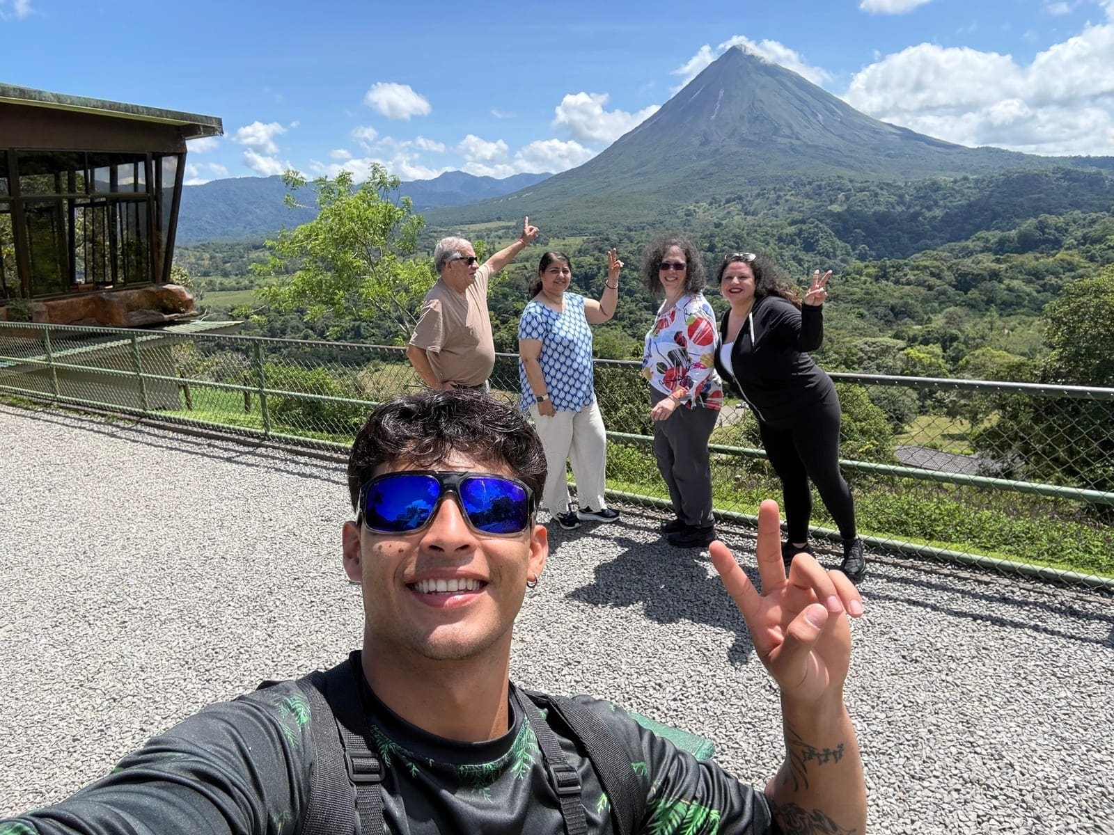 Group photo at the Mistico Park volcano viewpoint, La Fortuna